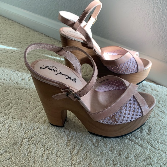 Free People Shoes - Picture 3 of 6